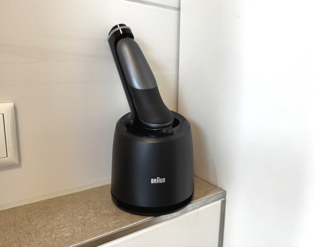 Braun Series 7: Reinigungsstation als Lade- und Pflegezentrale
