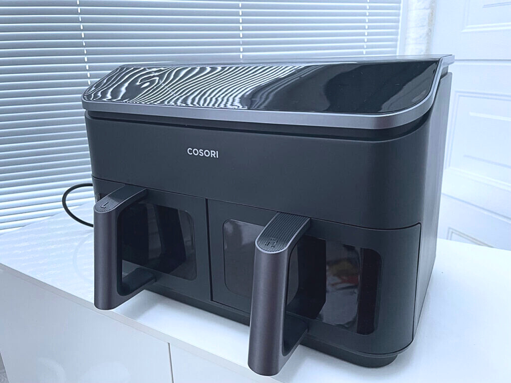 „COSORI Dual Basket 8,5 L“: Gesamtansicht der Doppelkammer-Fritteuse