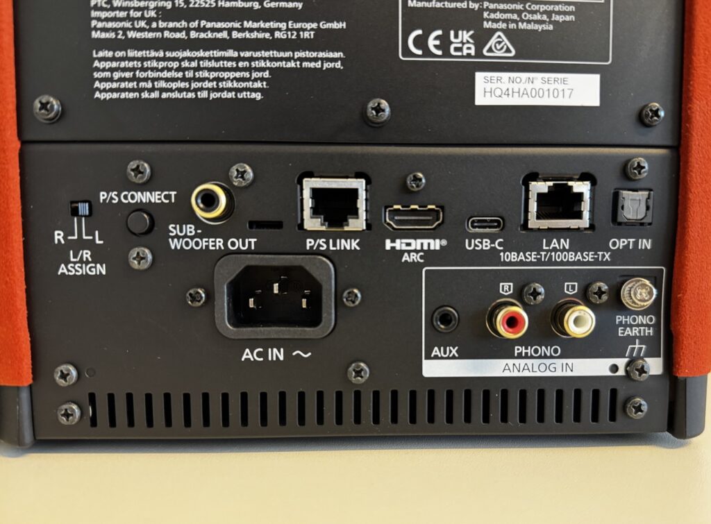 Nahaufnahme der Anschlüsse (Foto: Testsieger.de)