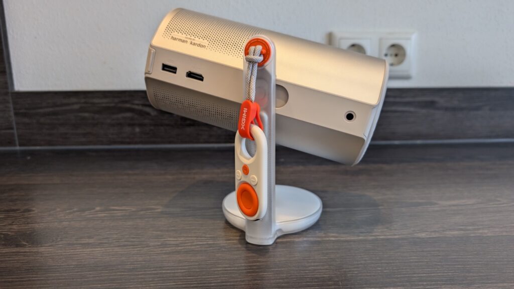 XGIMI MoGo 4: Flexible Ausrichtung dank Standfuß