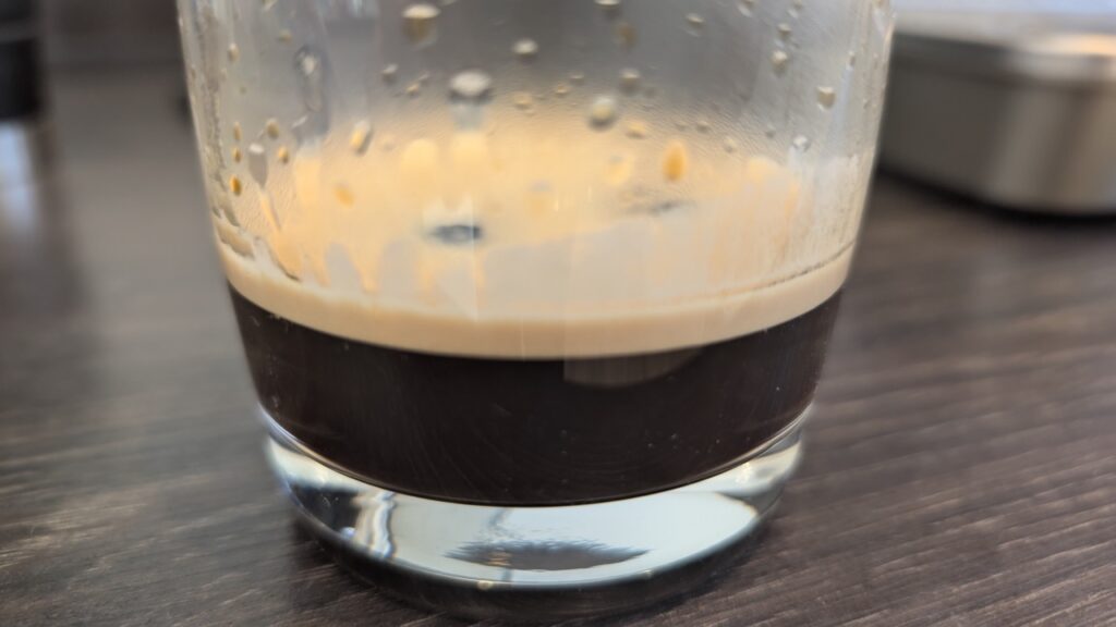 Espresso mit dichter Crema