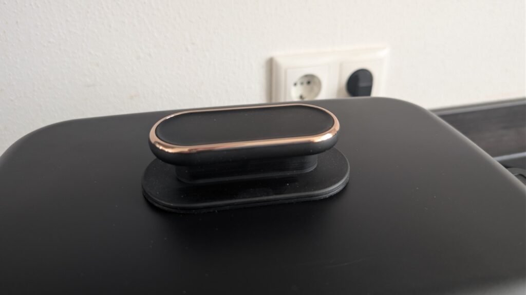 Panasonic NF-GM600: Griff mit Roségold-Akzent