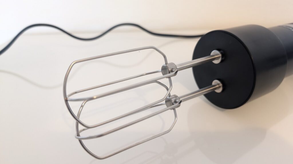 Wilfa Prostick IM4B-1000FP: Feine Edelstahlbesen im Detail