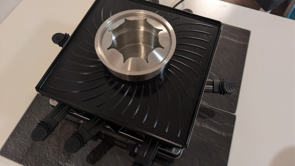 Princess 162670 Raclette und Fondue: Fonduetopf auf quadratischer Grillfläche