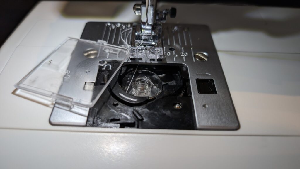 „Veritas Claire“: „Greiferbereich mit eingelegter Spule“