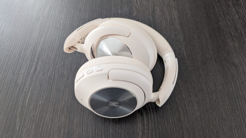 OneOdio Focus A6: Kopfhörer kompakt zusammengelegt