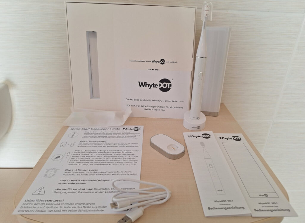 Vollständiger Lieferumfang mit Zubehör und Originalverpackung