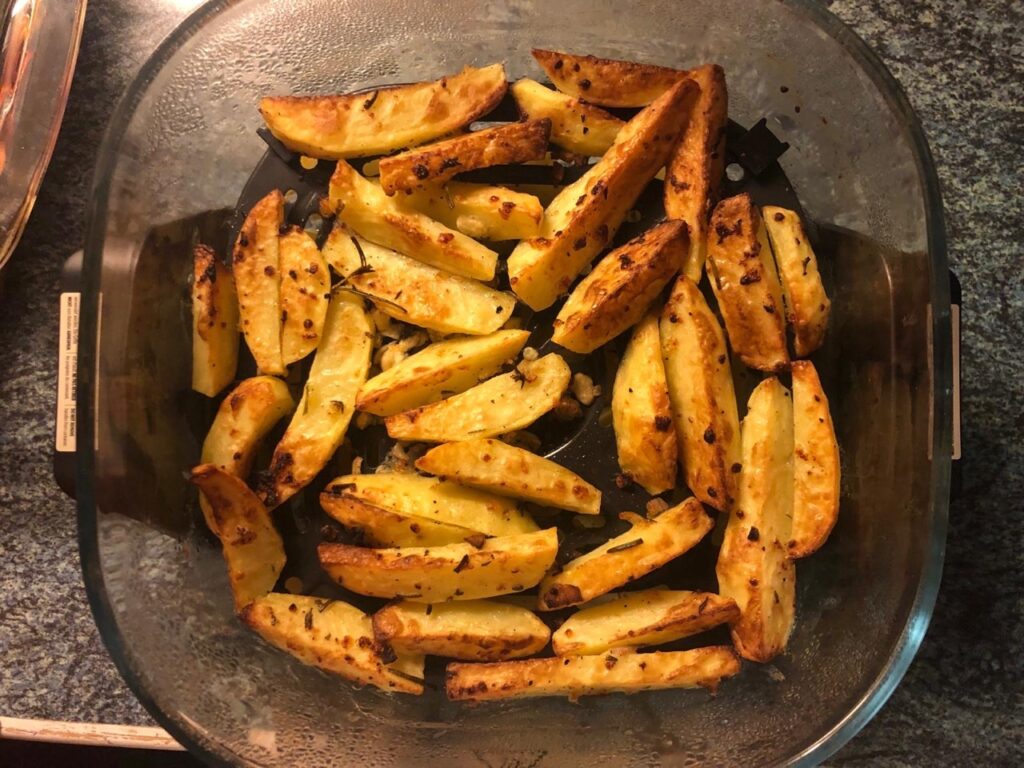 Ninja CRISPi 4-in-1 Tragbare Glas-Heißluftfritteuse Cyber Space - FN101EUGY