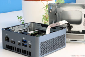 Intel NUC8i5INH SSD