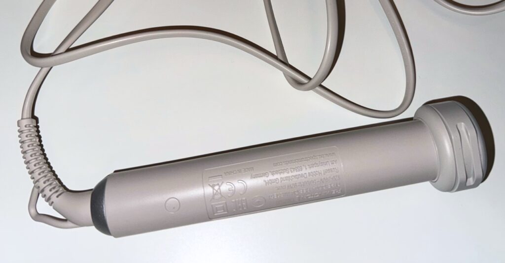 „Remington Trendology 5-in-1 Multistyler“:“Rückansicht des Grundgeräts“