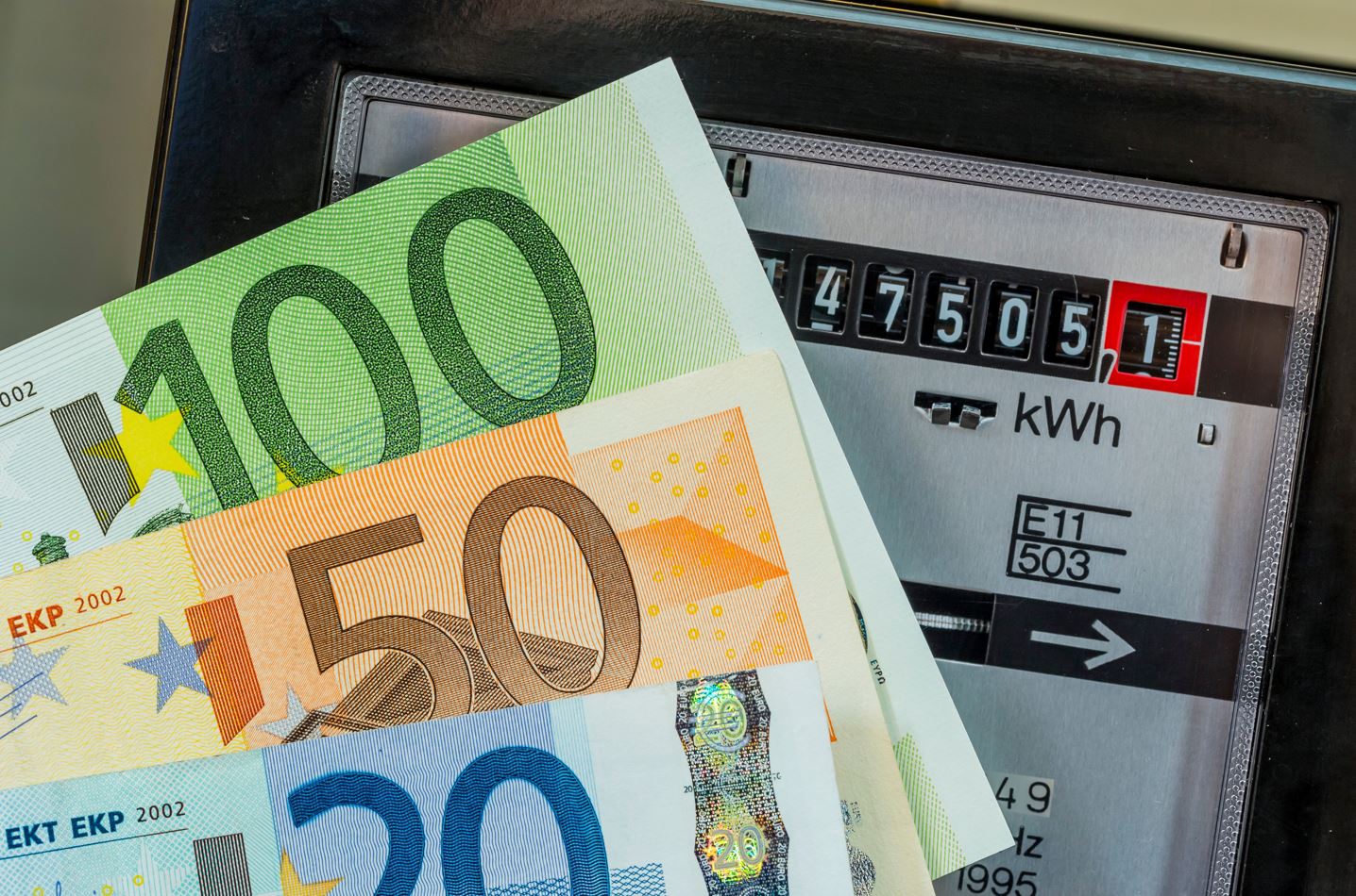 STROMVERGLEICH F R 2026 BEIM TESTSIEGER 850 SPAREN visual data 2