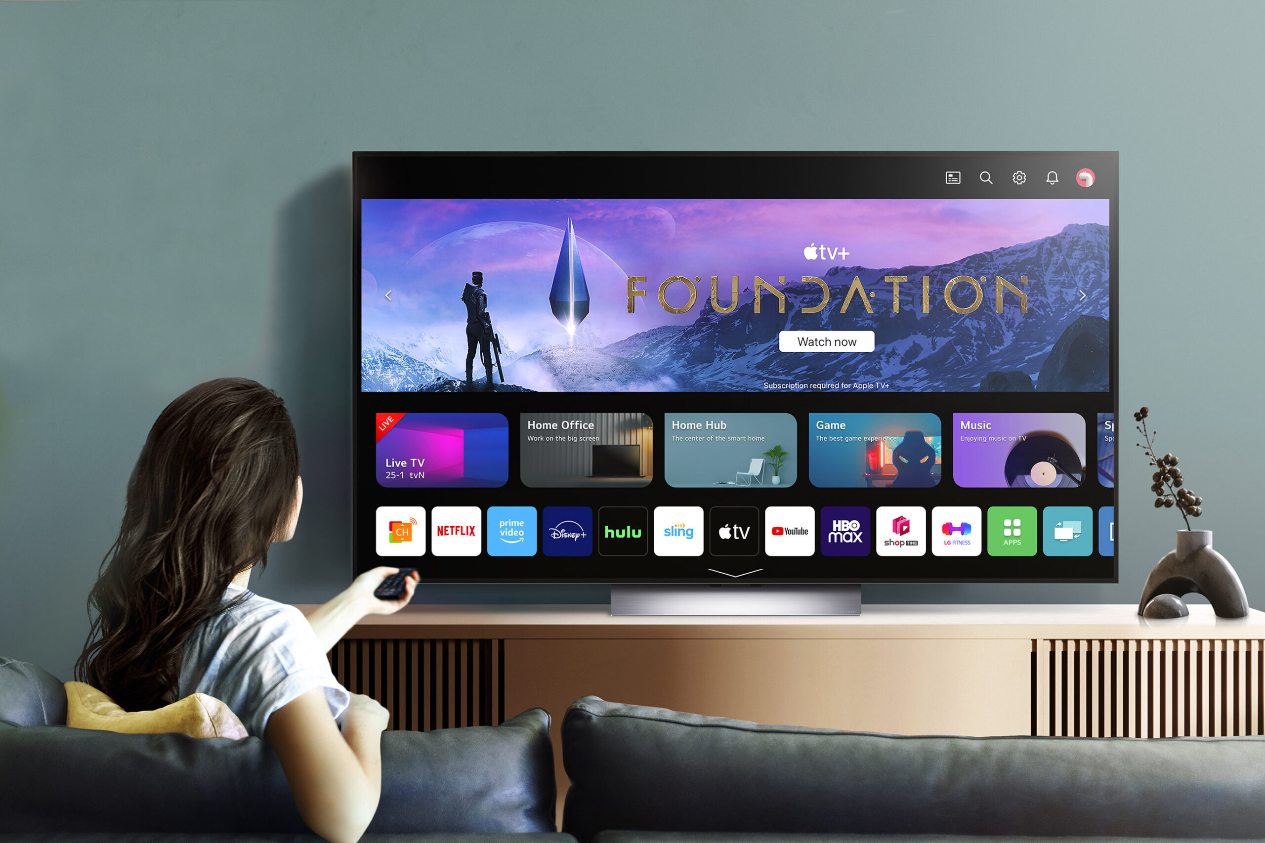 LG OLED Evo Fernseher 2023 Beispiel für einen Smart-TV Betriebssystem WebOS von LG